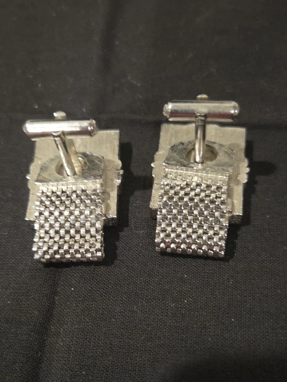 VINTAGE SWANK MESH WRAP INCOLAY STONE CAMEO CUFF LINKS